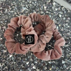 invisibobble 3 set Velvet Scrunchie Trio — Dusty Mauve